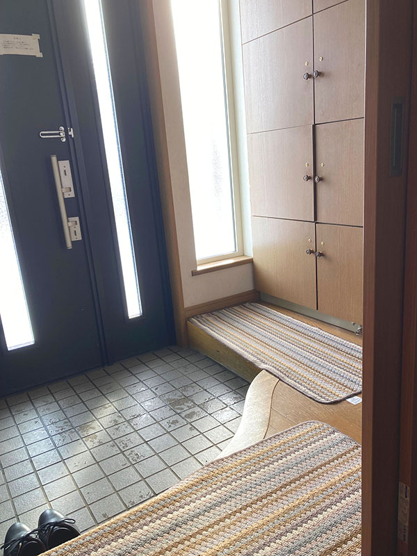 玄関